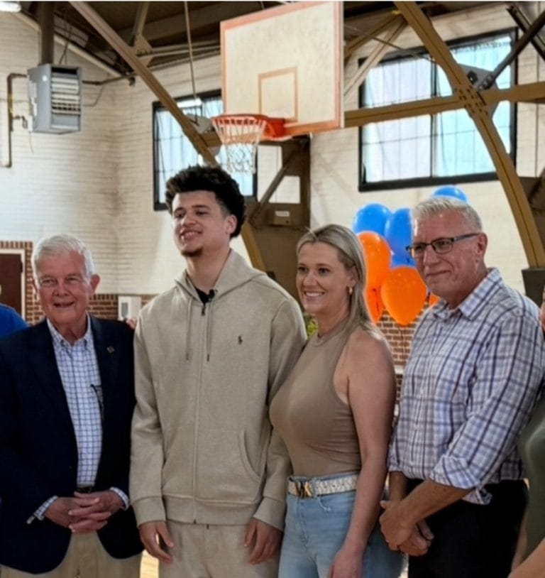 Florida Gators Basketball Great Walter Clayton Jr. Cuts the Ribbon for Opening of Renovated Albert Kirkland Gym