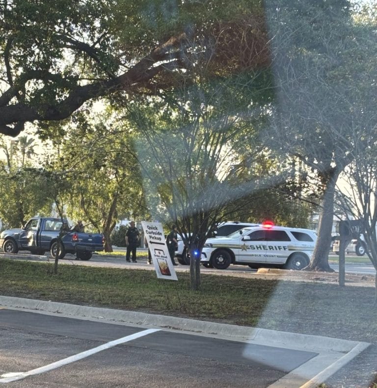 Illegal Immigrant Arrested for Lack of DL, Hit-And-Run on Hwy. 27 in Lake Wales